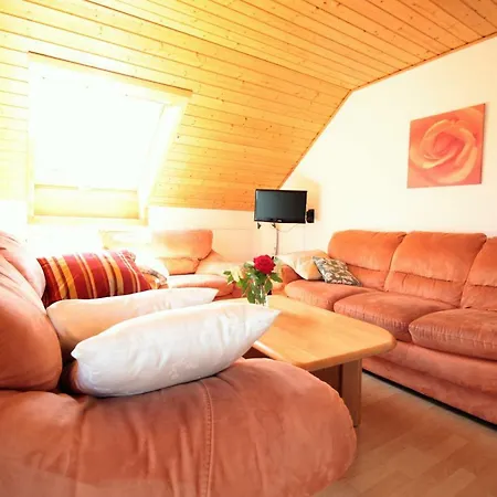 Sonnige, Gemutliche Ferienwohnung Mit Balkon 公寓 *