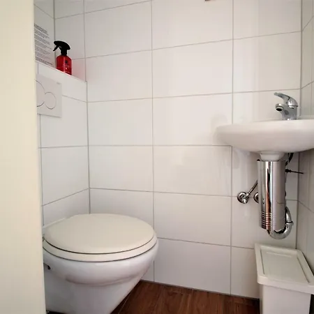 公寓 Sonnige, Gemutliche Ferienwohnung Mit Balkon *