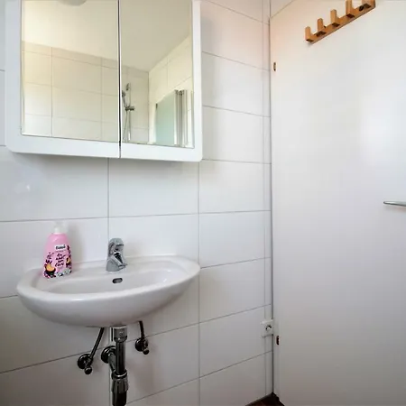 Sonnige, Gemutliche Ferienwohnung Mit Balkon 公寓 维尔茨堡