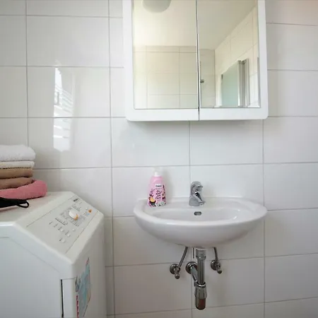 Sonnige, Gemutliche Ferienwohnung Mit Balkon 公寓 *
